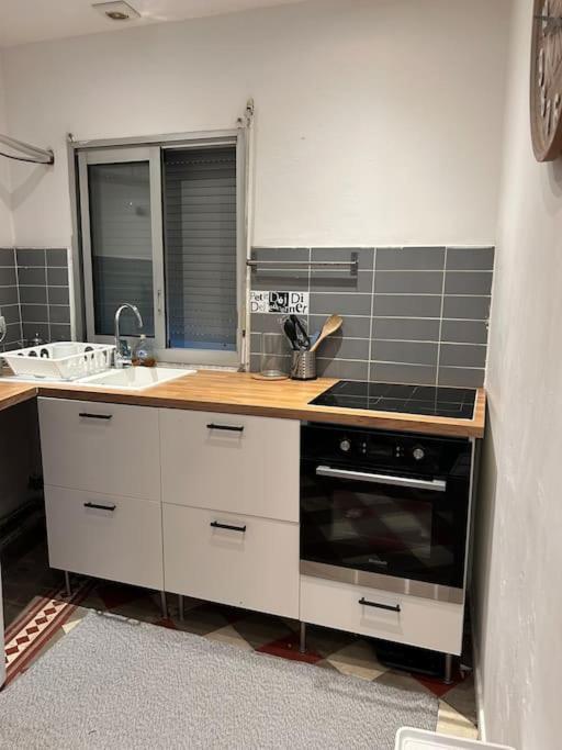 Apartamento La Petite Provence Arlés Exterior foto